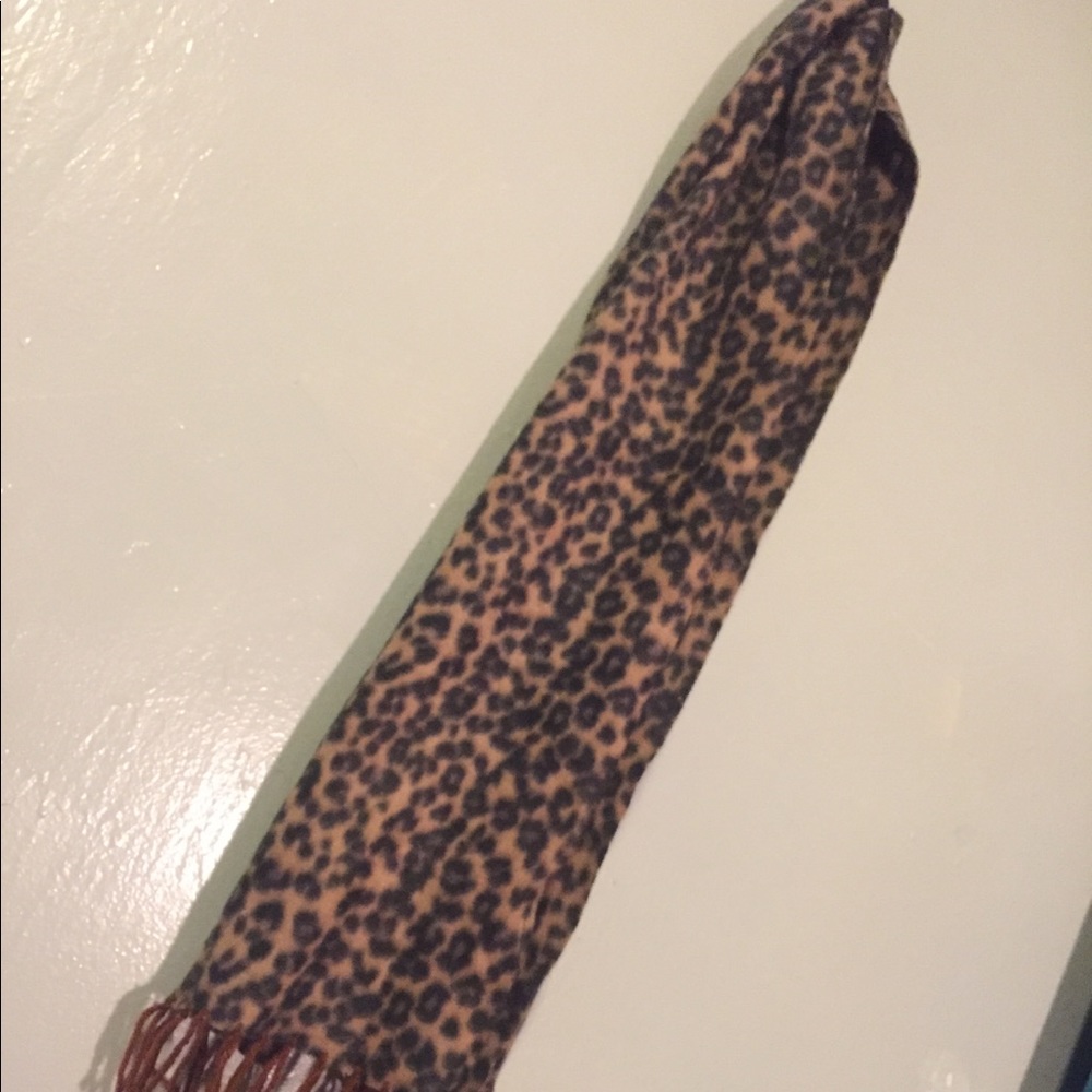 Adorable animal print scarf bundle!